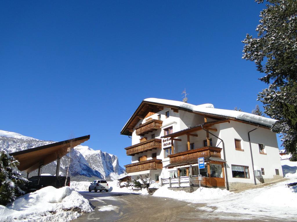 Hotel Garni Irsara San Cassiano  Exteriér fotografie
